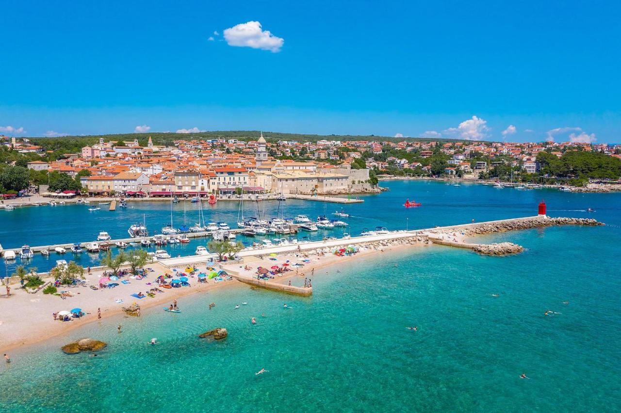 Apartman Luxury Lure Krk Town Bagian luar foto