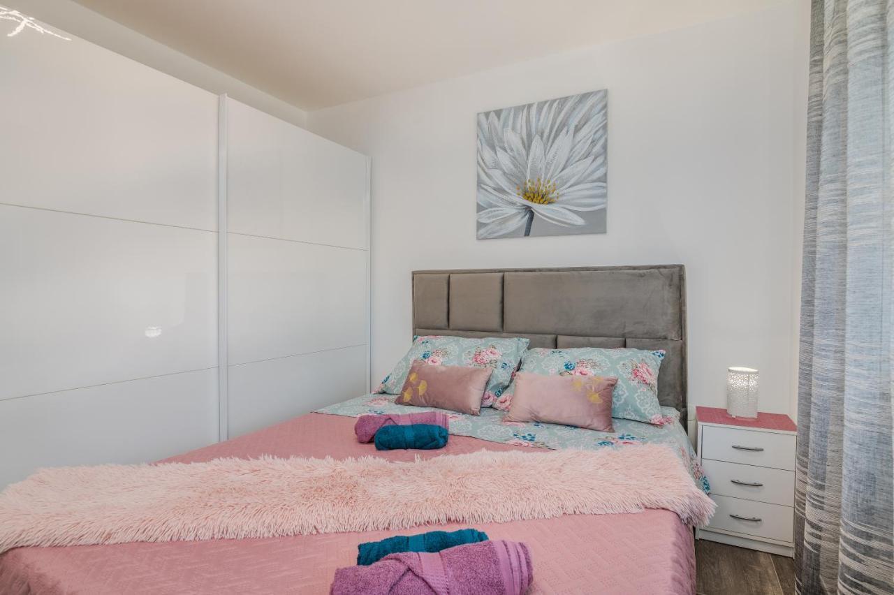 Apartman Luxury Lure Krk Town Bagian luar foto
